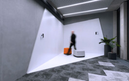 Arbeiten, begehbares Whiteboard, Meeting, Brainstorming