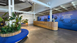 Villeroy & Boch Welt, Markenwelt, Foyer, Empfangstresen, Sitzlandschaft
