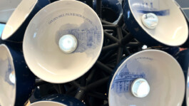 Villeroy & Boch Welt, Markenwelt, In der Welt Zuhause, Globus aus Waschbecken, Weltkarte